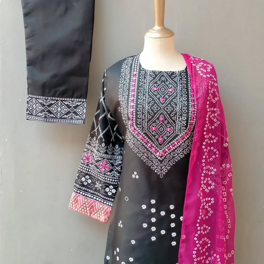 Chunri Noir Silk 3PC | Mirror Work & Block Print in Kattan Silk